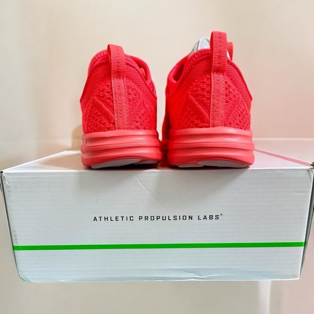 TechLoom Phantom running shoe. Woman's size 8. NW… - image 6